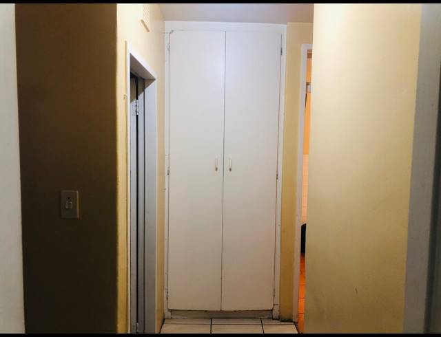 1 BEDROOM APARTMENT FOR SALE IN RUSTENBURG CENTRAL